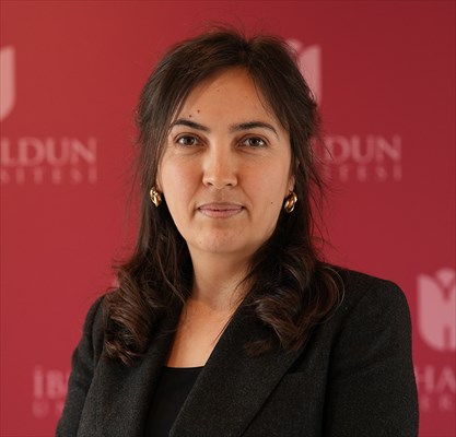 ŞERİFE PETEK