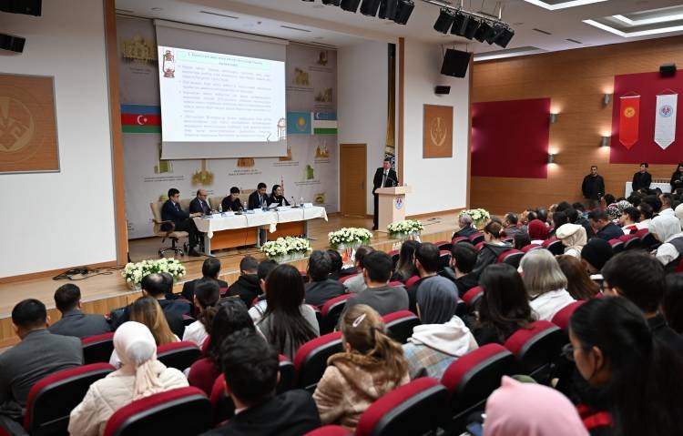 Manas Üniversitesi'nde 'Bölgesel Birliğin Gerçekleştirilmesi: Türk Devletleri Teşkilatı'nın Orta Asya ve Ötesindeki Rolü' Paneli Gerçekleştirildi