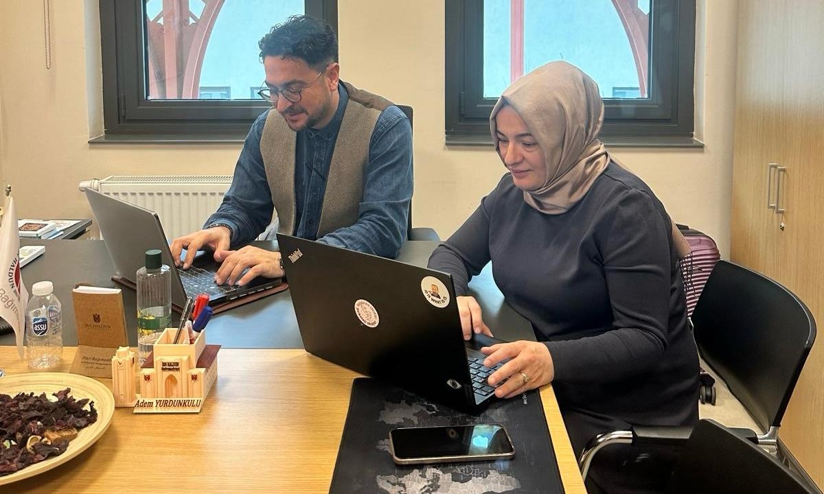  Eğitimlerimiz Bireysel Danışmanlık Süreçleriyle Devam Ediyor