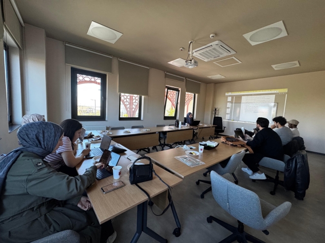 AI-Supported Academic Research Training for Students Successfully Held
