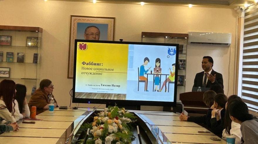 Dr. Thseen Nazir, Doğu Kazakistan Üniversitesi’nde Akademik Değişim Programını Tamamladı