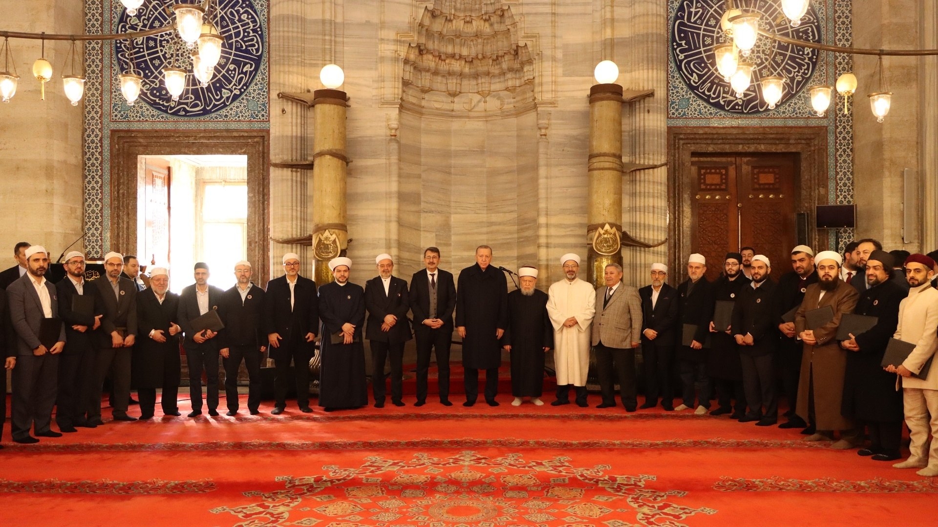 Cumhurbaşkanımız Recep Tayyip Erdoğan'ın Teşrifiyle Uluslararası Hadis Araştırmaları Takdim ve İcazet Merasimi Gerçekleştirildi