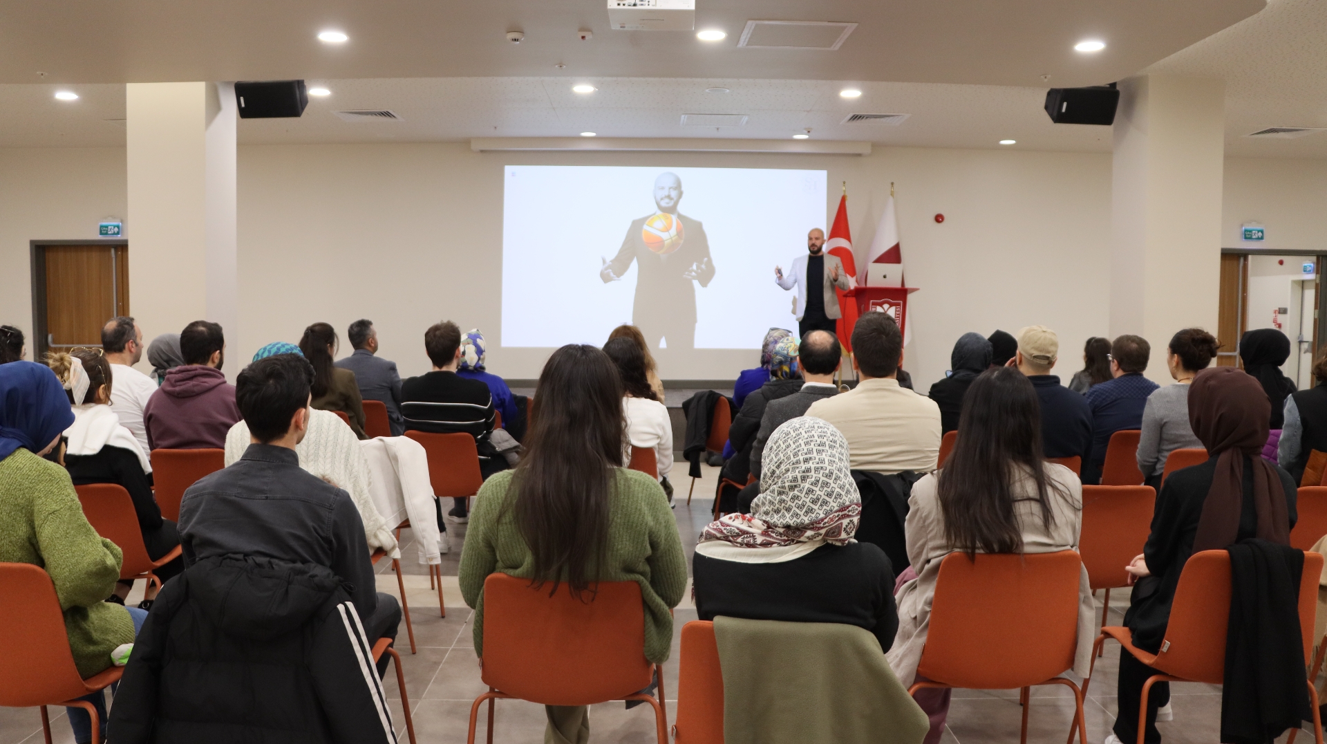 Health, Movement, and Exercise Training in the Workplace was conducted.