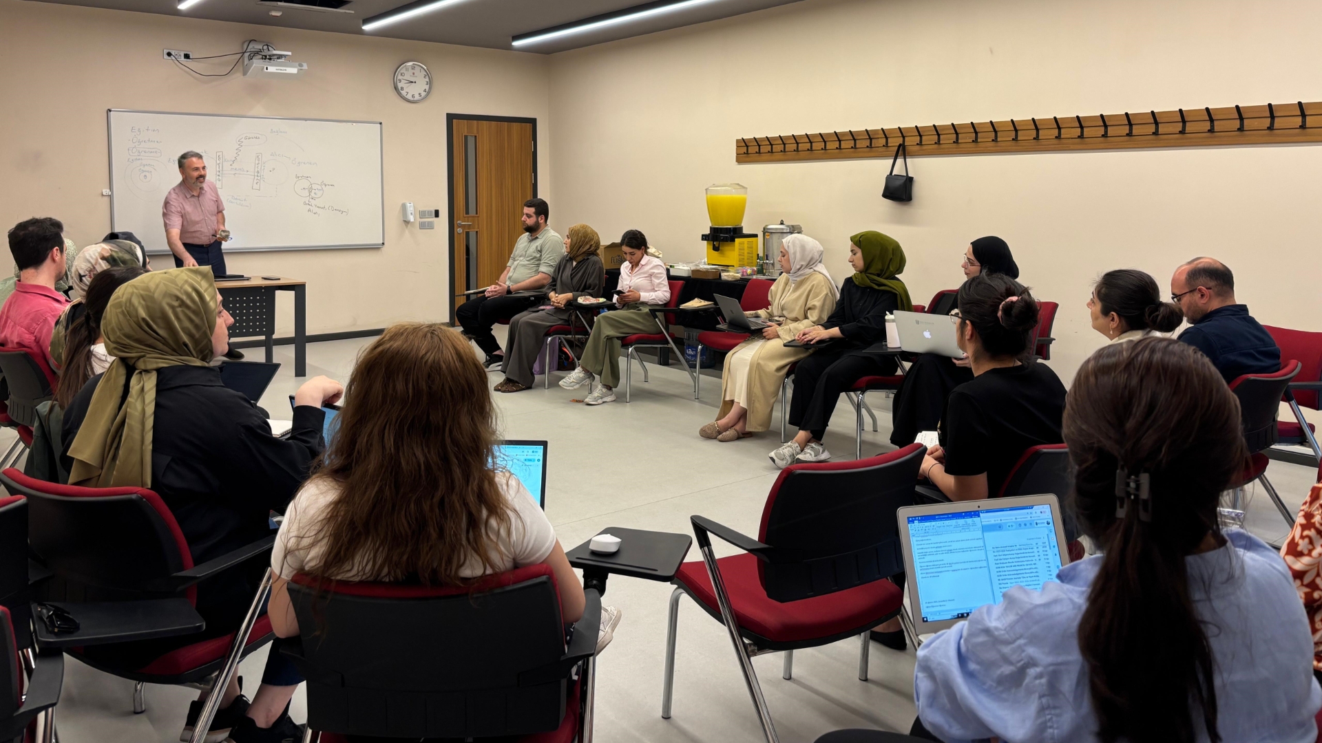 The Second Session of the Educator Training Program Was Held