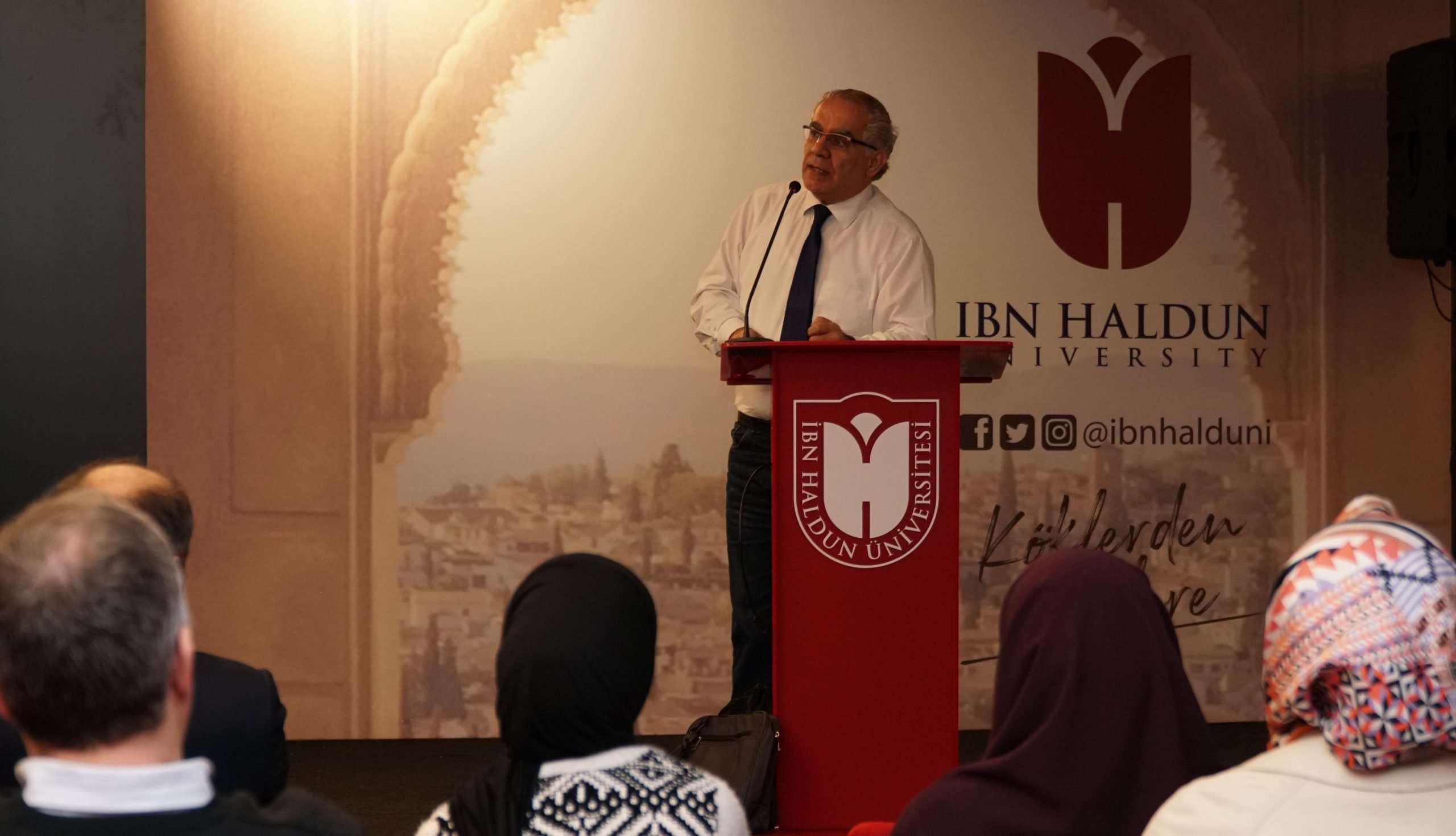 Prof. Aydın Topaloğlu’nun Katılımıyla ‘İnancın Doğası ve Ateizm’ Semineri Gerçekleştirildi