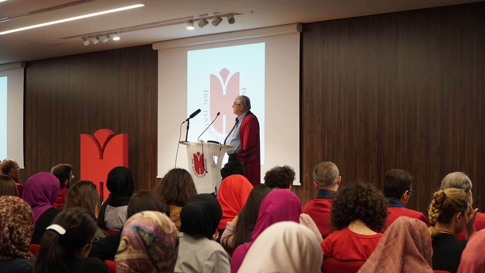 Prof. Dr. Halil Berktay Açılış Dersi 'Kendi Kendini Yetiştirmek Üzerine'