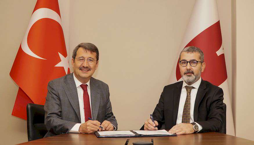 Üniversitemiz ile Türkiye İnsan Hakları ve Eşitlik Kurumu Arasında İş Birliği Protokolü İmzalandı