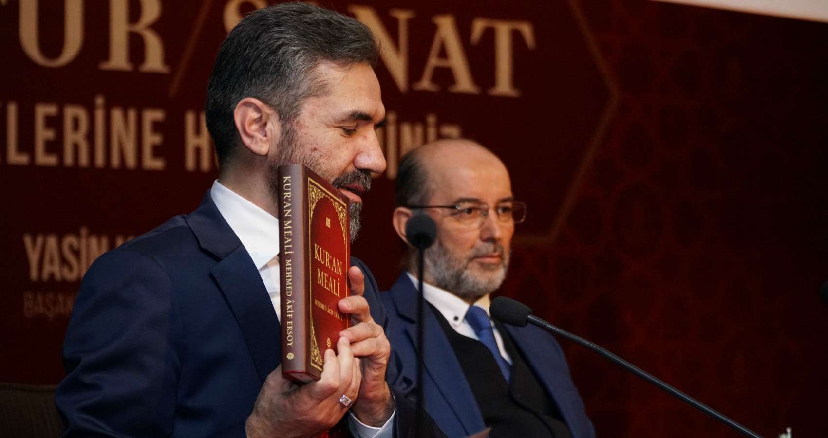 'Akif'in Kur'an-ı Kerim Meali Üzerinden Türkiye'de Din-Devlet İlişkisi Okunabilir'