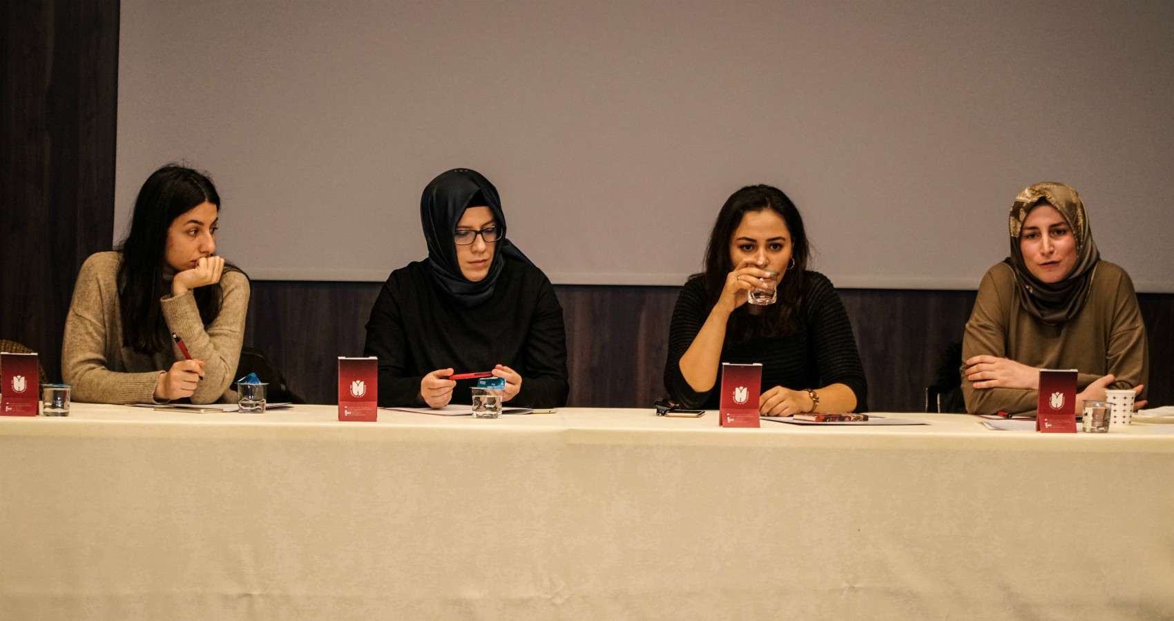İbn Haldun Üniversitesinden “Çocuklara İkinci Dil Olarak Türkçe Öğretimi” Semineri