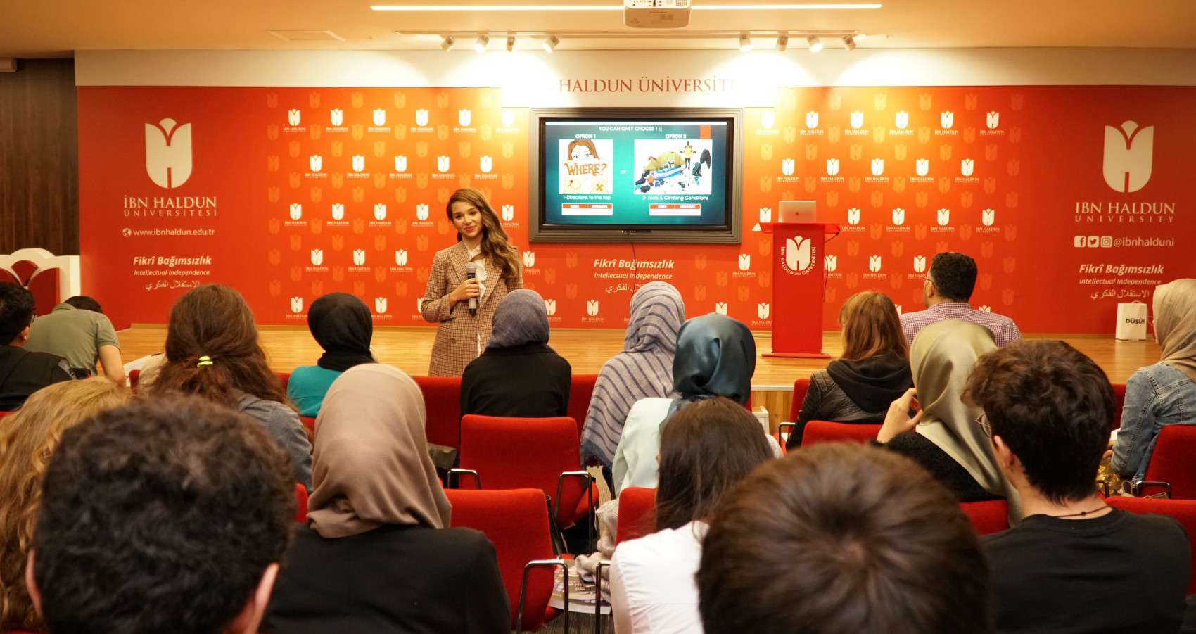 'Effective Language Learning' Seminar for Prep Students by Dr. Munirah Alaboudi