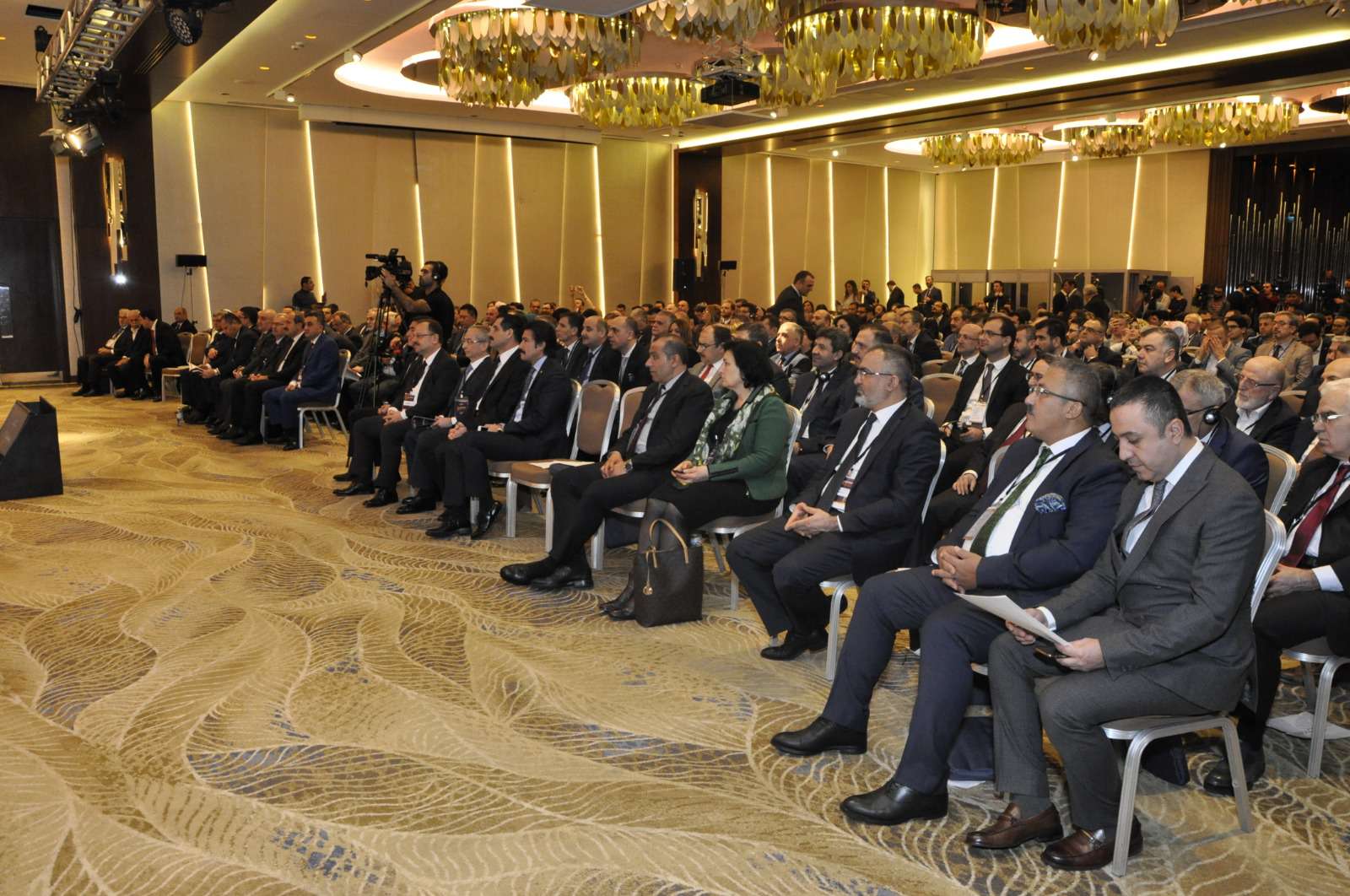 26 Ülkeden 360 Hukukçu Avrasya Hukuk Kurultayı'nda Bir Araya Geldi