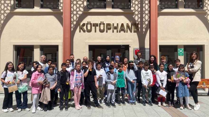 Ibn Haldun University Library Hosts Students from Başakşehir Ayazma Elementary Schools and Arnavutköy Ayazma Elementary Schools!
