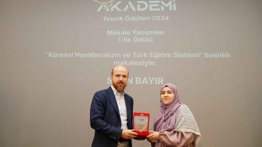 İbn Haldun Akademi 2024 Teşvik Ödülleri Sahiplerini Buldu