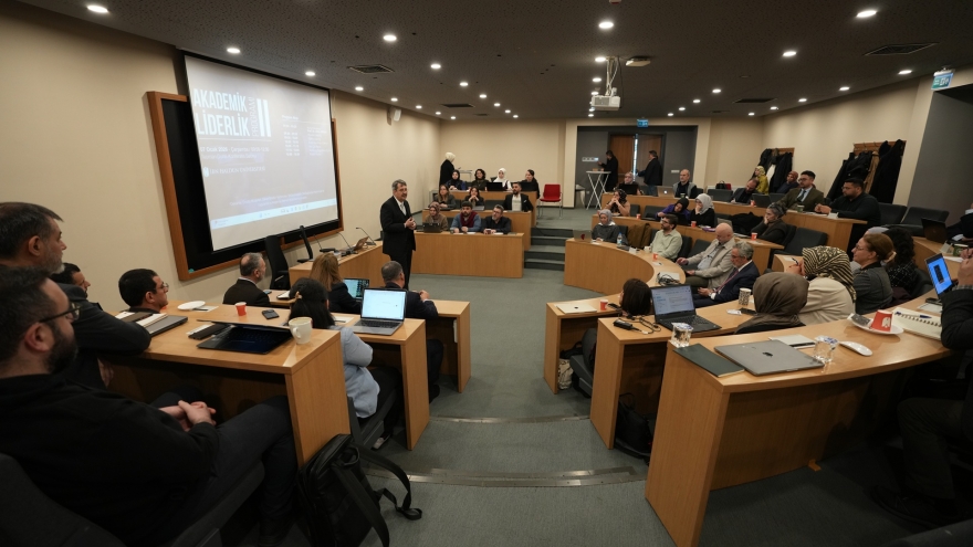Üniversitemizde Akademik Liderlik Programının İkincisi Gerçekleştirildi