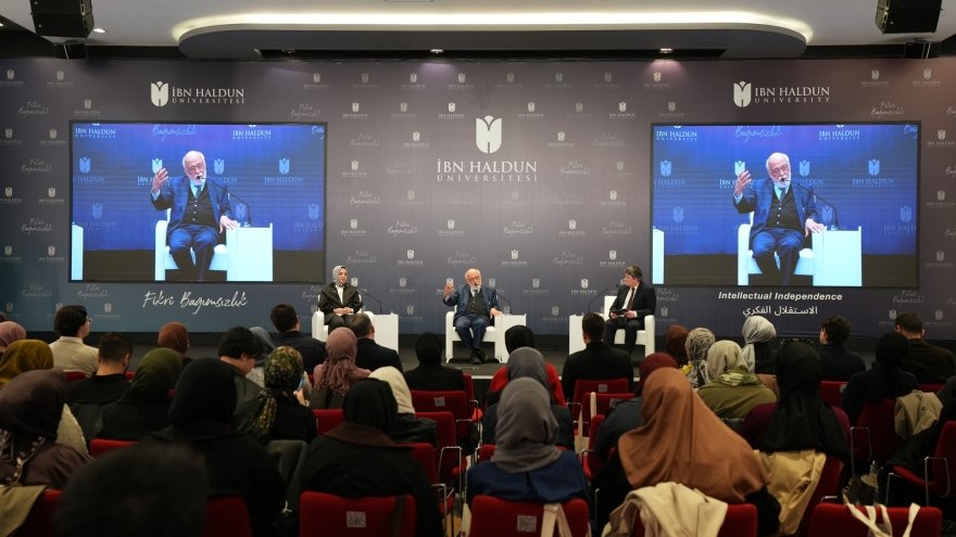 İbn Haldun Akademi’de Sinemadan Psikolojiye Felsefeden Bilginin Tahkikine Önemli Konularla 4. Hafta Oturumlarını Geride Bıraktık
