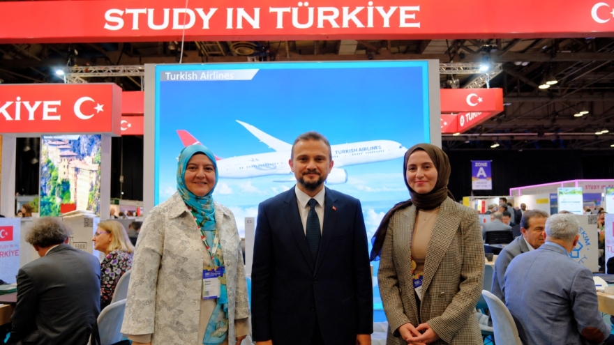 İbn Haldun Üniversitesi EAIE 2026’da Uluslararası İş Birliği Ağını Güçlendirdi