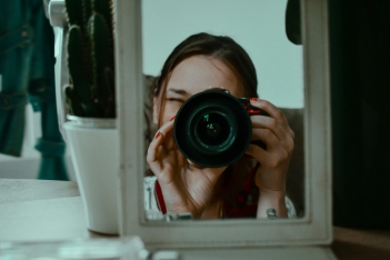 Ayna’dan Selfie’ye