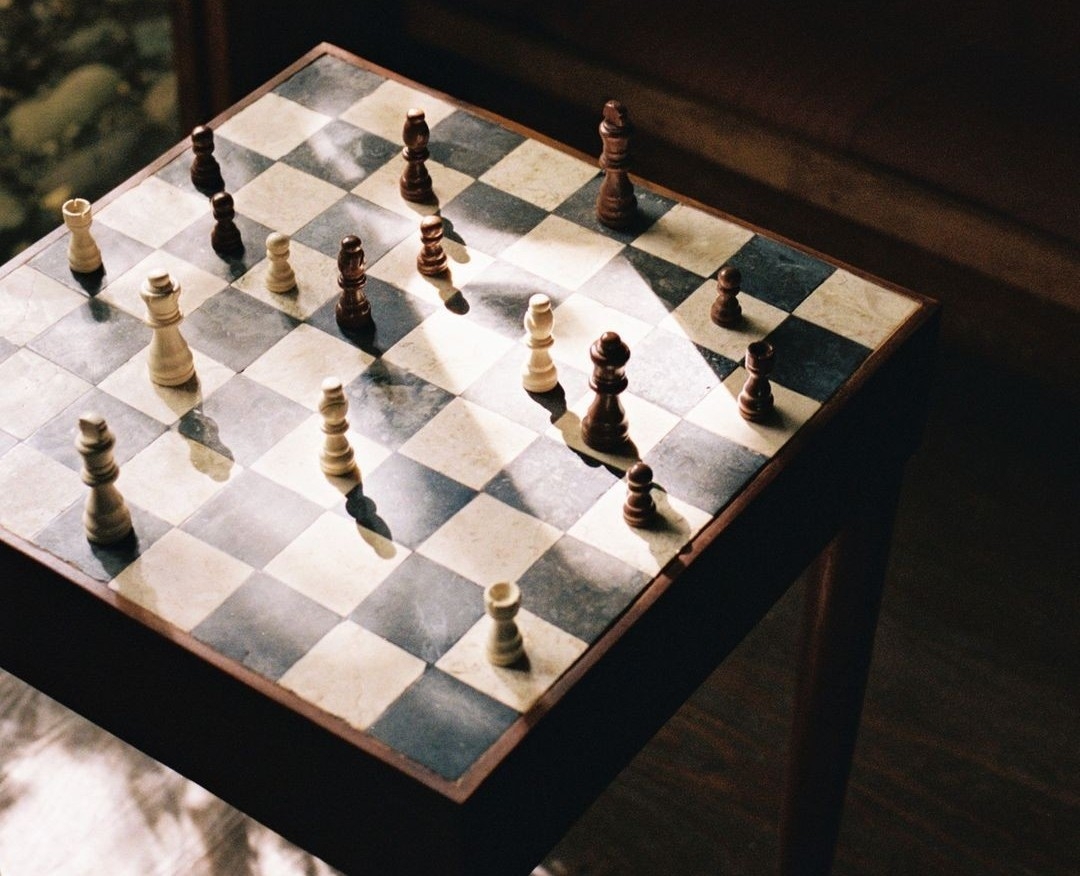 Seeing the Chessboard