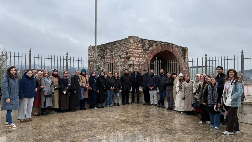 A Journey Through History in the Shadow of the Walls: Our Staff Walked from Mihrimah Sultan to Anemas