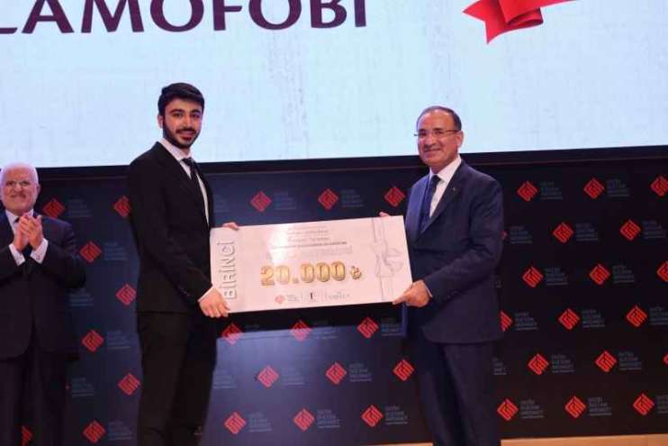 Abdülmecit Güldağı Became 1st in the Article Contest Criminal Law: Islamophobia