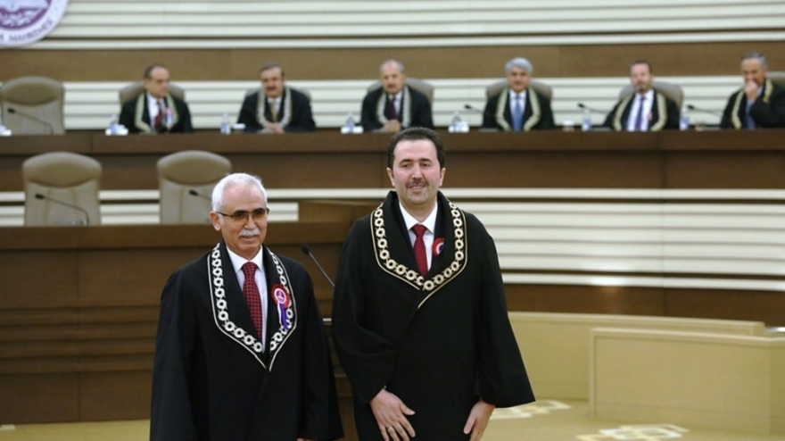 Hukuk Fakültesi Dekanımız Prof. Ömer Çınar Anayasa Mahkemesi Üyeliğine Seçildi