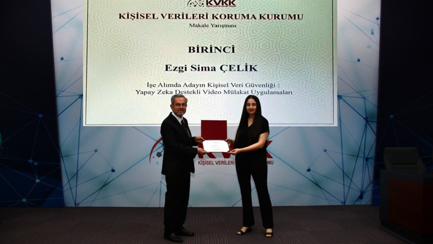 Our Graduate Student Ezgi Sima Çelik won first place in KVKK Academy Article Competition
