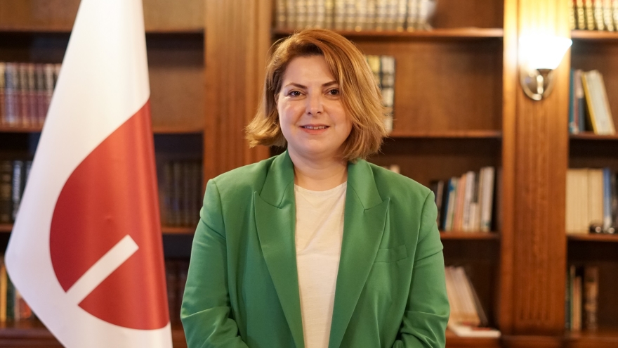 Prof. Dr. Yeliz Bozkurt Gümrükçüoğlu, Yapay Zekanın İşe Alım Süreçlerine Etkisini AA'ya Değerlendirdi