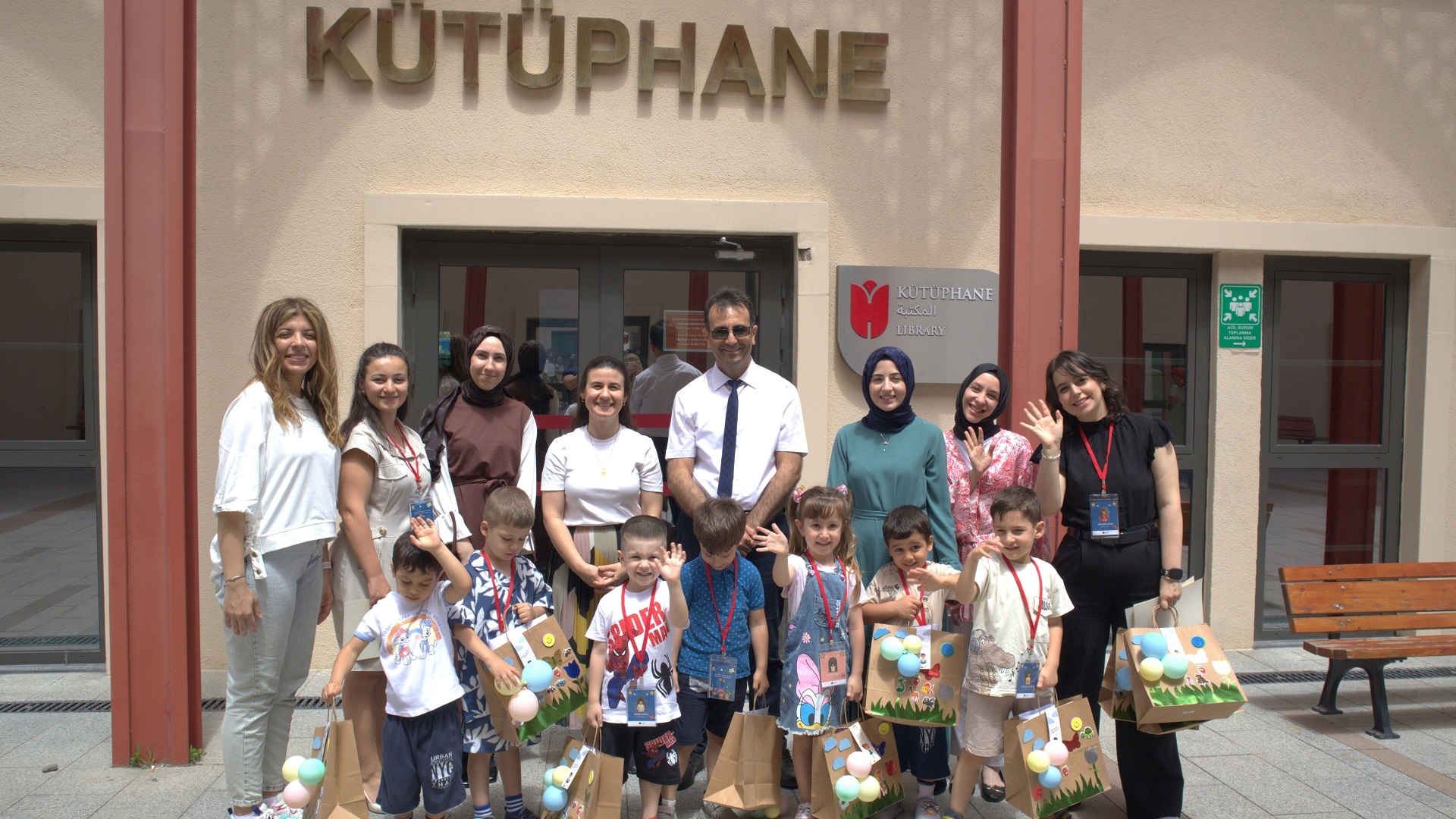 İbn Haldun Üniversitesi Kütüphanesi Gündüz Bakımevi Öğrencilerini Ağırladı