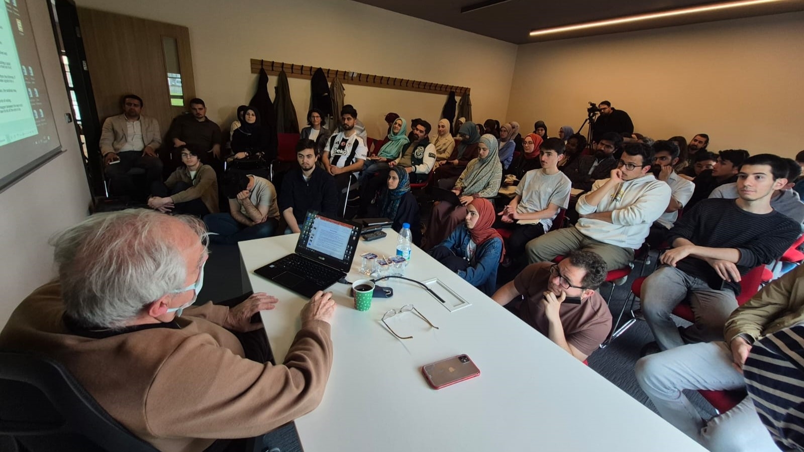 The Library hosted a lecture by Prof. Dr. Halil Berktay on “The Papal Election and the Catholic Church”