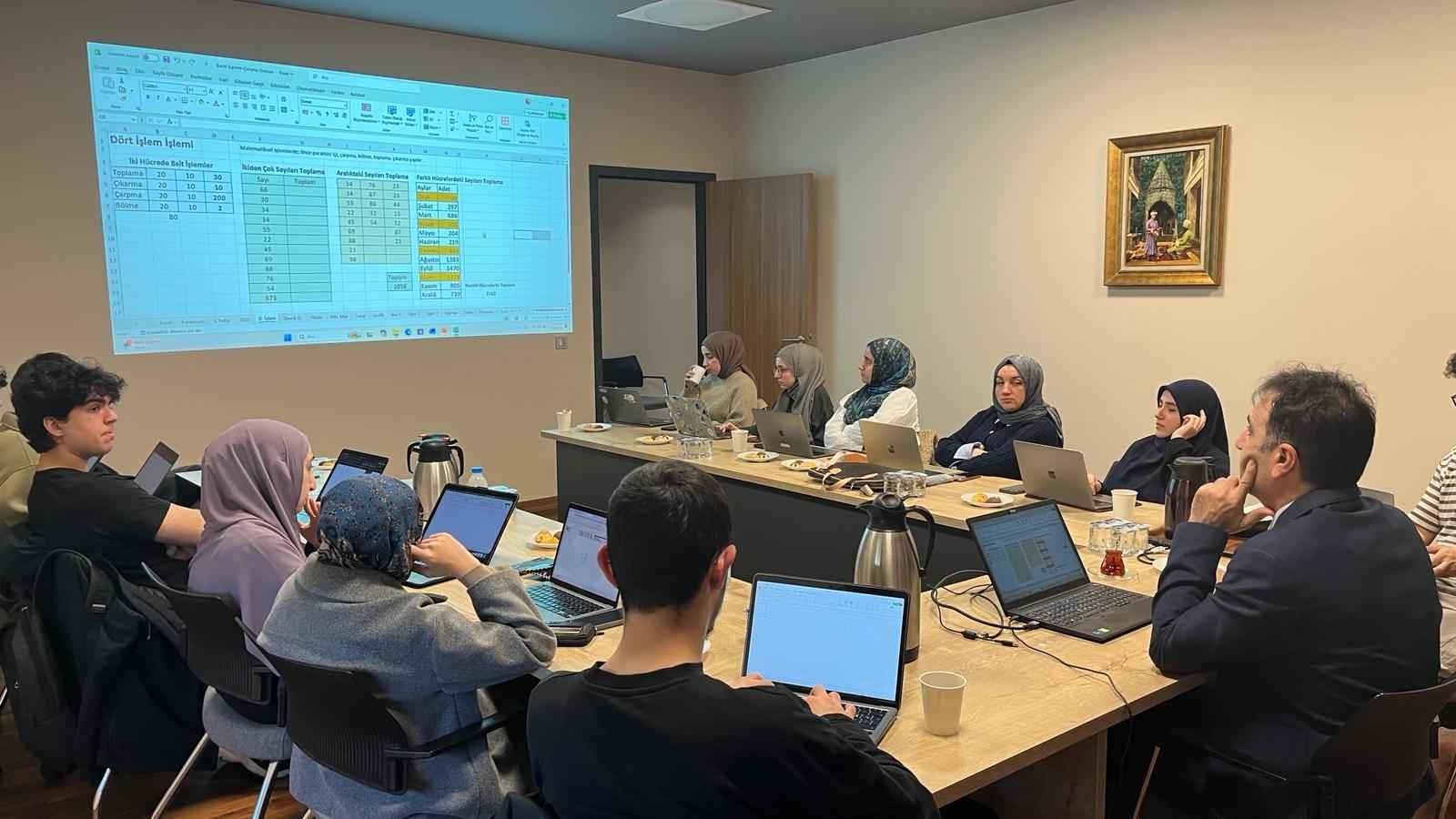 The Microsoft Excel Training Session Held at the Library Attracted Significant Interest from Students