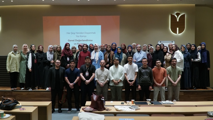 “Her Şeyi Yeniden Düşünmek” Yaz Kampı Gerçekleştirildi