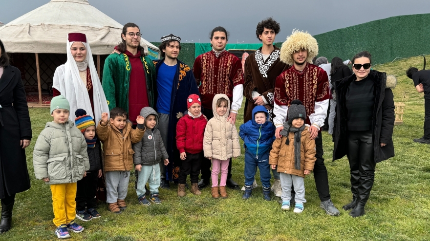 İbn Haldun Üniversitesi’nde Nevruz Etkinliği Gerçekleştirildi