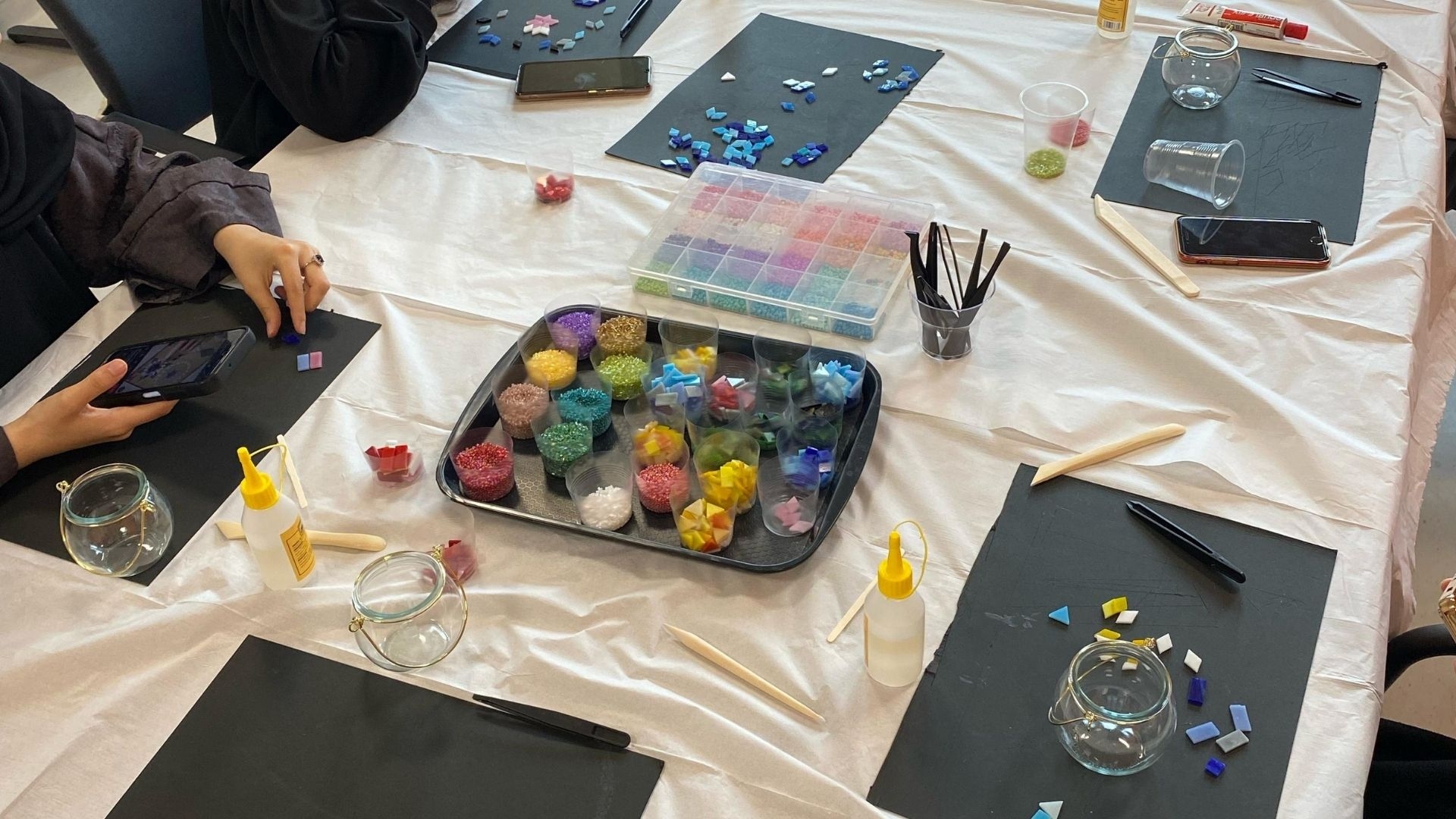 Ramadan Art Workshop Series: A Mosaic Candle Holder Decoration Workshop Was Held