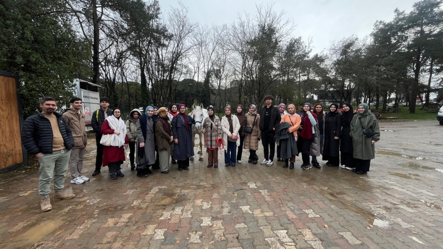 We're Going Horseback Riding!