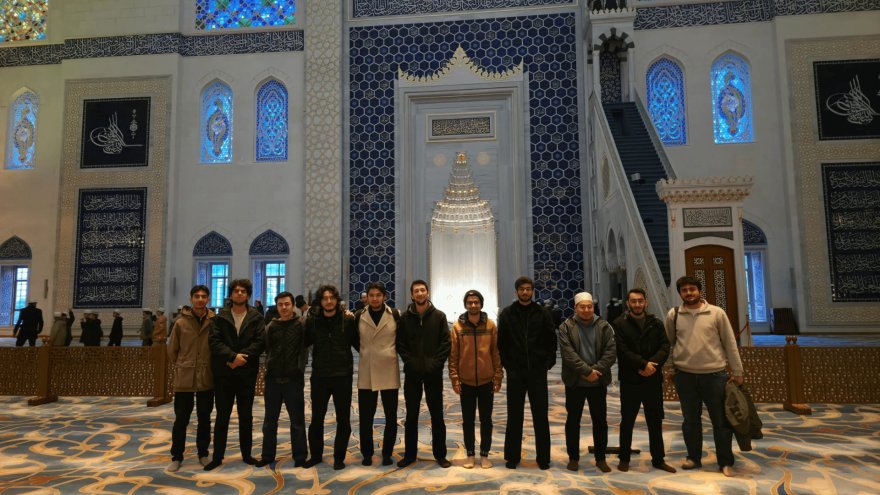 İHÜ Sabah Buluşmaları: Büyükçamlıca Camii