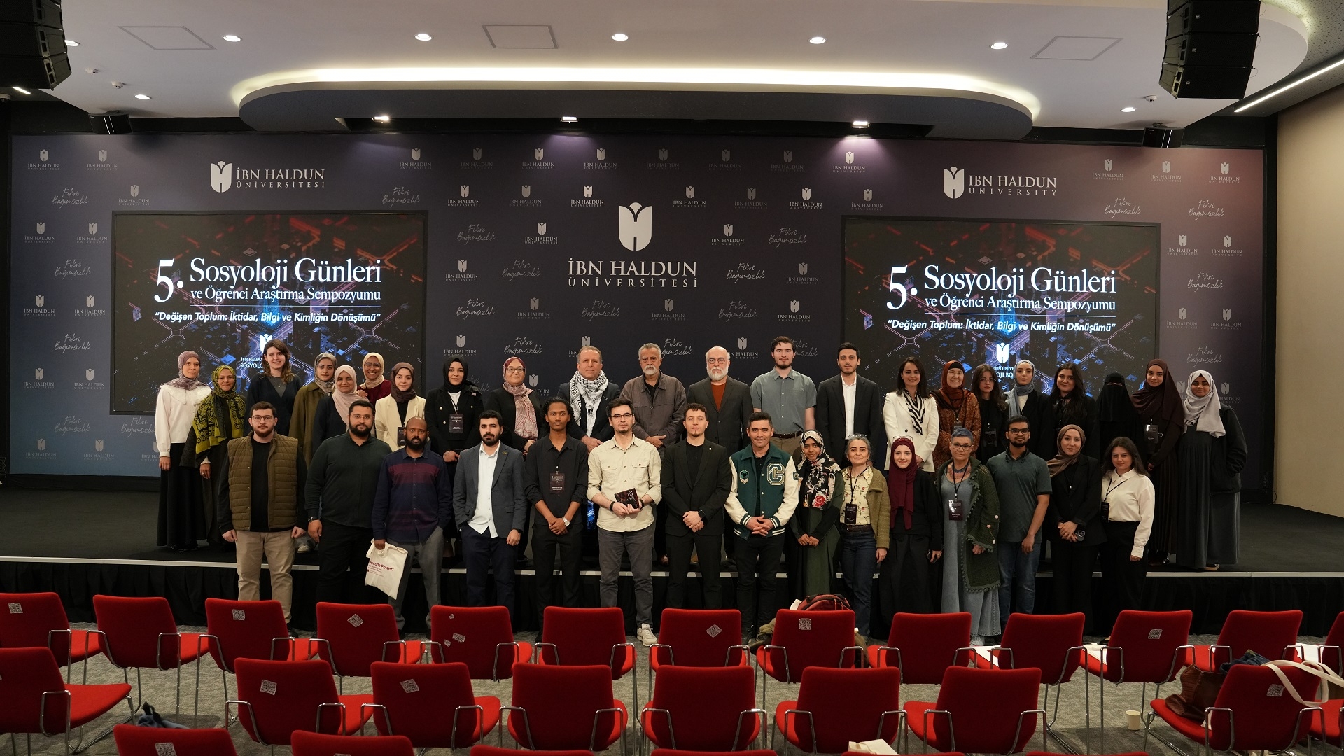 Üniversitemizde 5. Sosyoloji Günleri ve Öğrenci Araştırma Sempozyumu Gerçekleştirildi