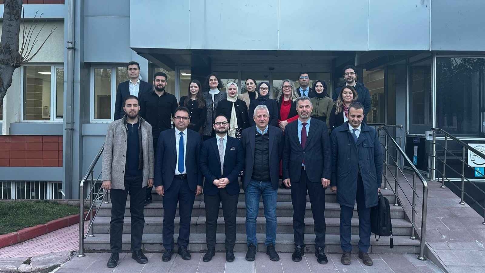 Prof. Dr. Ali Yeşilırmak and Dr. Ömer Faruk Kafalı provided training in the Arbitration Law Certificate Program
