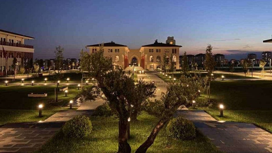'Yeşil Kampüs' İbn Haldun Üniversitesi Külliyesi Hizmete Girdi